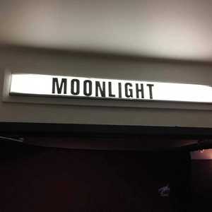 老师把学生带回家做爱视频大全
